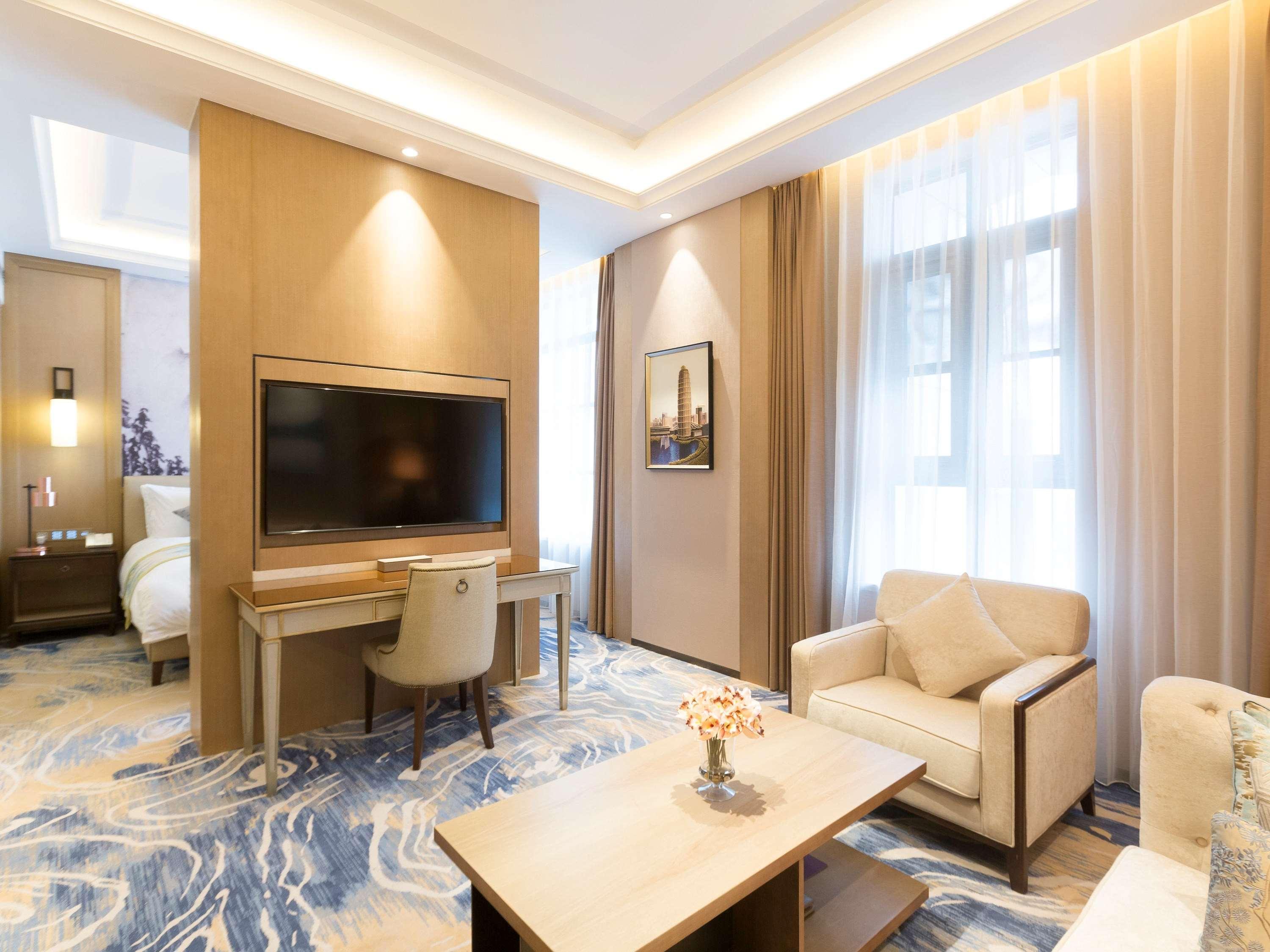 Grand Mercure Zhengzhou West Hotel Buitenkant foto