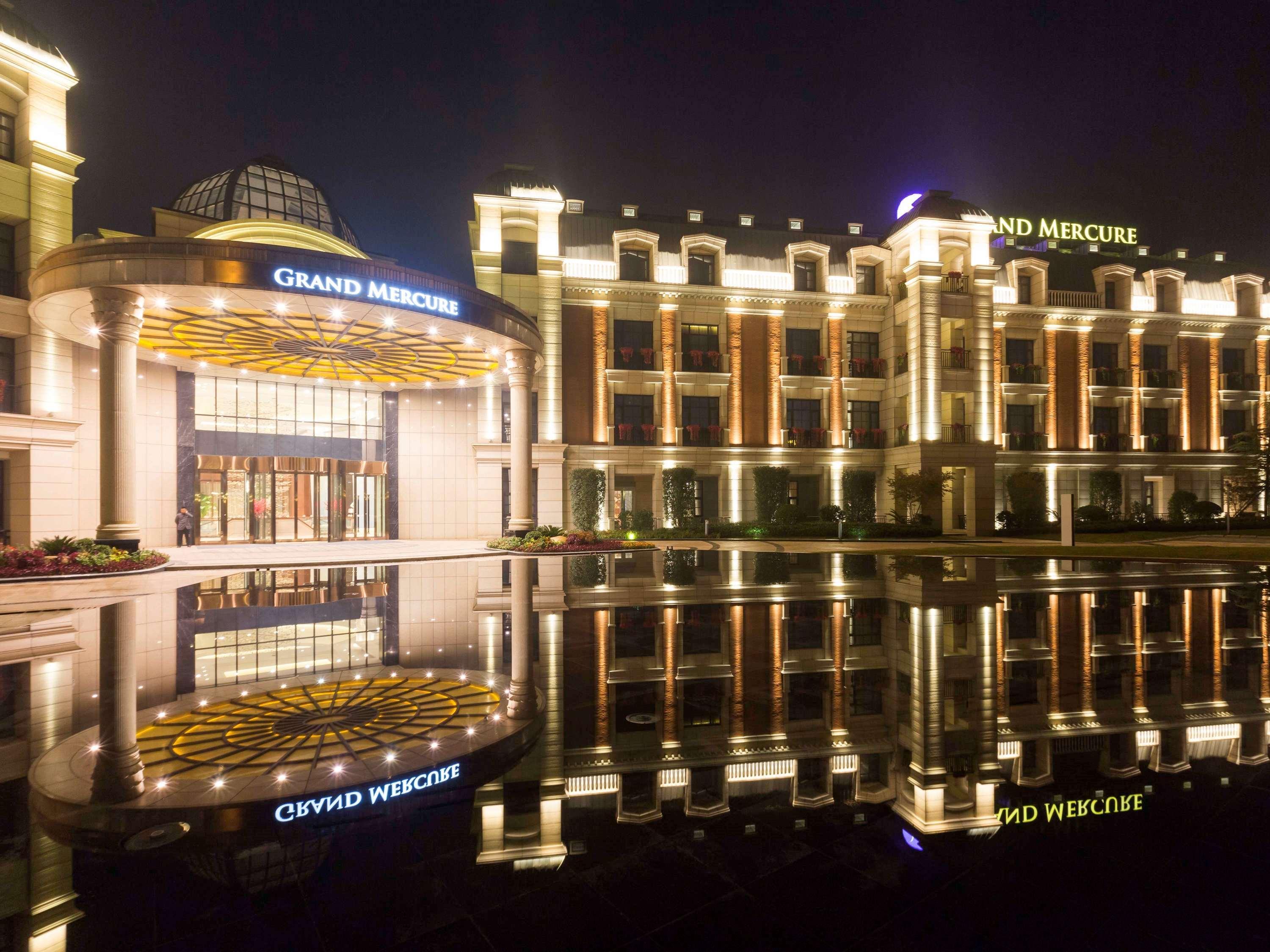 Grand Mercure Zhengzhou West Hotel Buitenkant foto